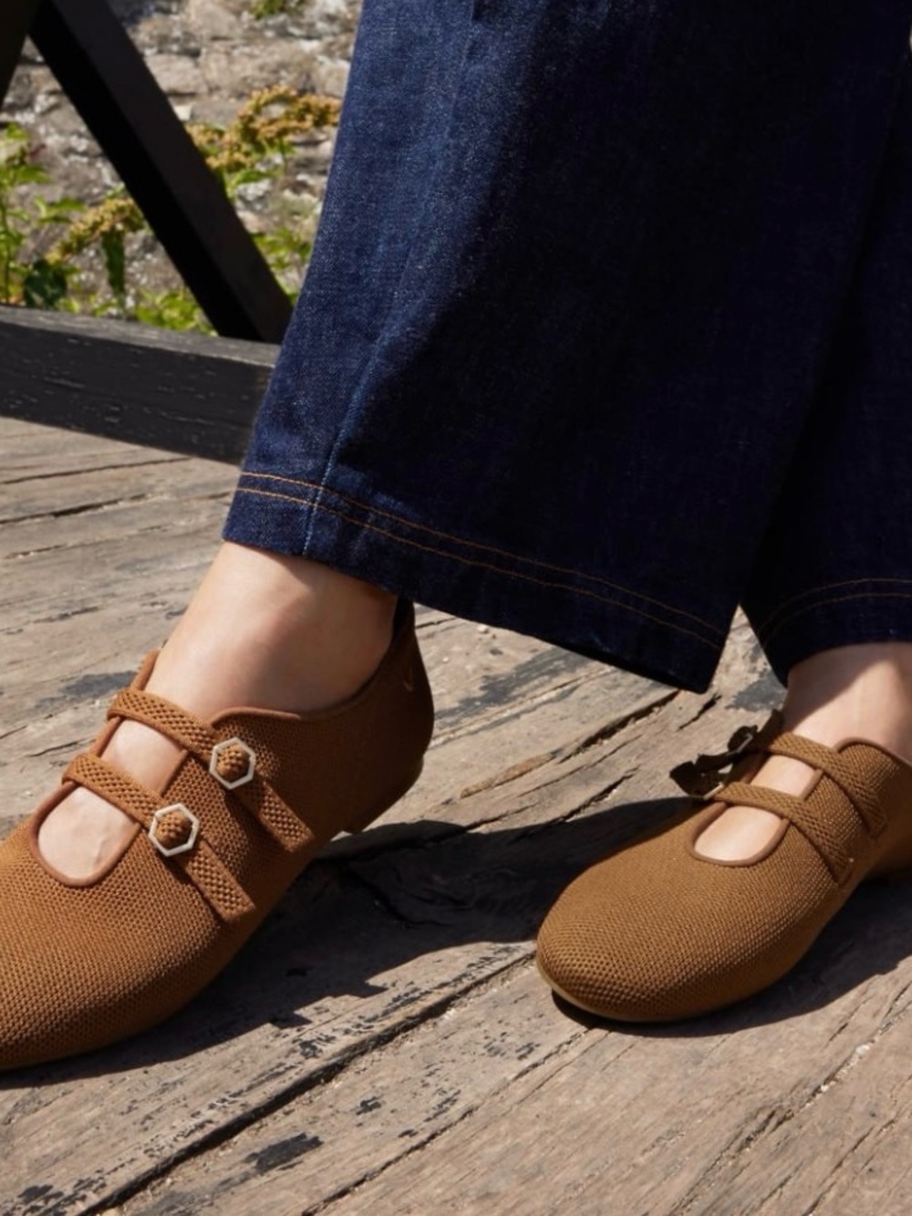 Vivaia Natalie Twin-Strap Knit Flats Camel Brown Dlats size 39/US8-8.5 EUC